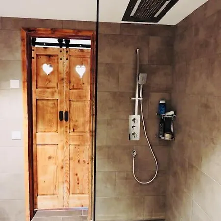 Urchige 2-zimmerwohnung Apartamento Matten (St Stephan)